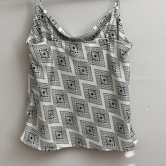 Bundle of Banana Republic Spaghetti Adjustable Strap Print Cami Tops Size Medium - Picture 13 of 16